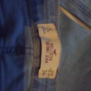 Hollister women's size 5  long jeans